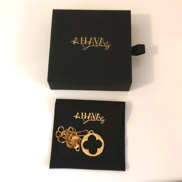 📿 NIB AHAVA Circle of Life Necklace - Picture 4 of 4